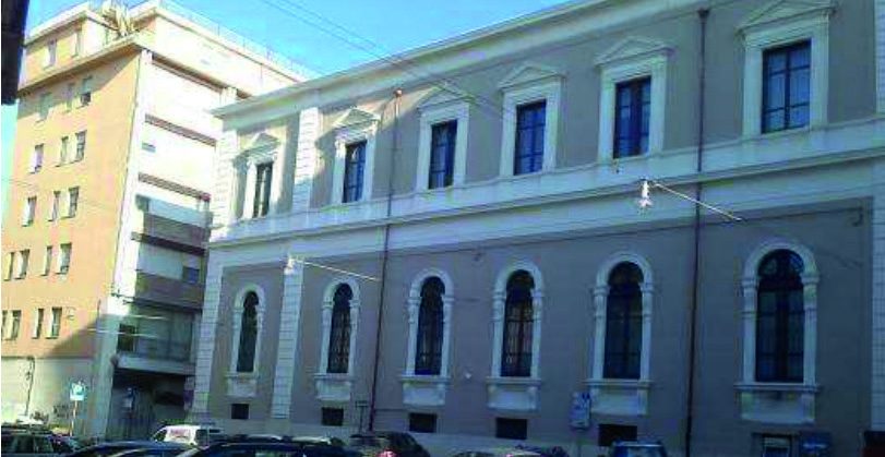 Intesa Sanpaolo S.p.A. - Agenzia di Chieti (CH) - Via Maruzzino 102 (restauro facciate)
