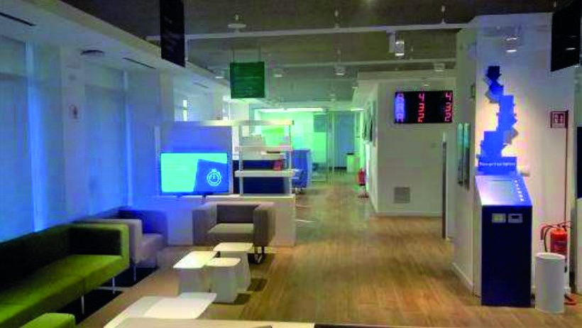 Intesa Sanpaolo S.p.A. - Agenzia di Perugia (PG) - Via XX Settembre