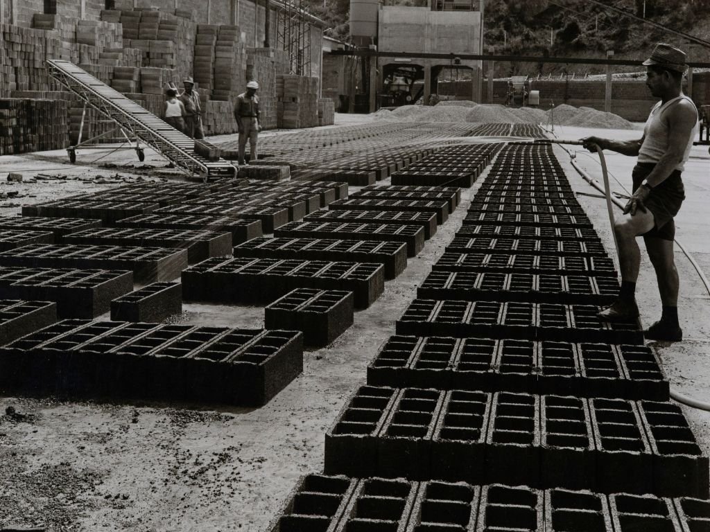 1968 - La nuova sede completa
